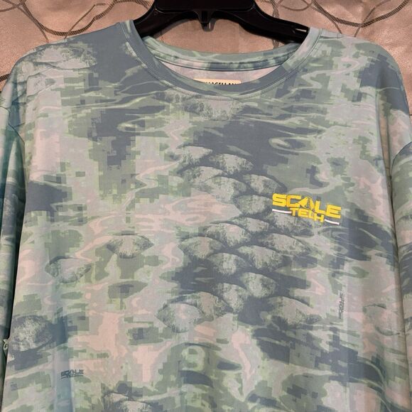 Magellan Outdoors Scale Tech 2XL Long Sleeve T-Shirt Blue Green Camo Fish Gear - Picture 2 of 8